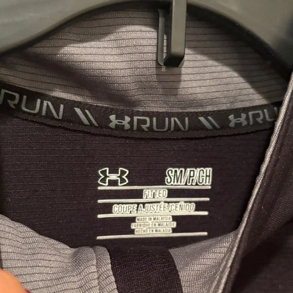 Under Armour Men's Black Performance Jacket - Picture 3 of 4